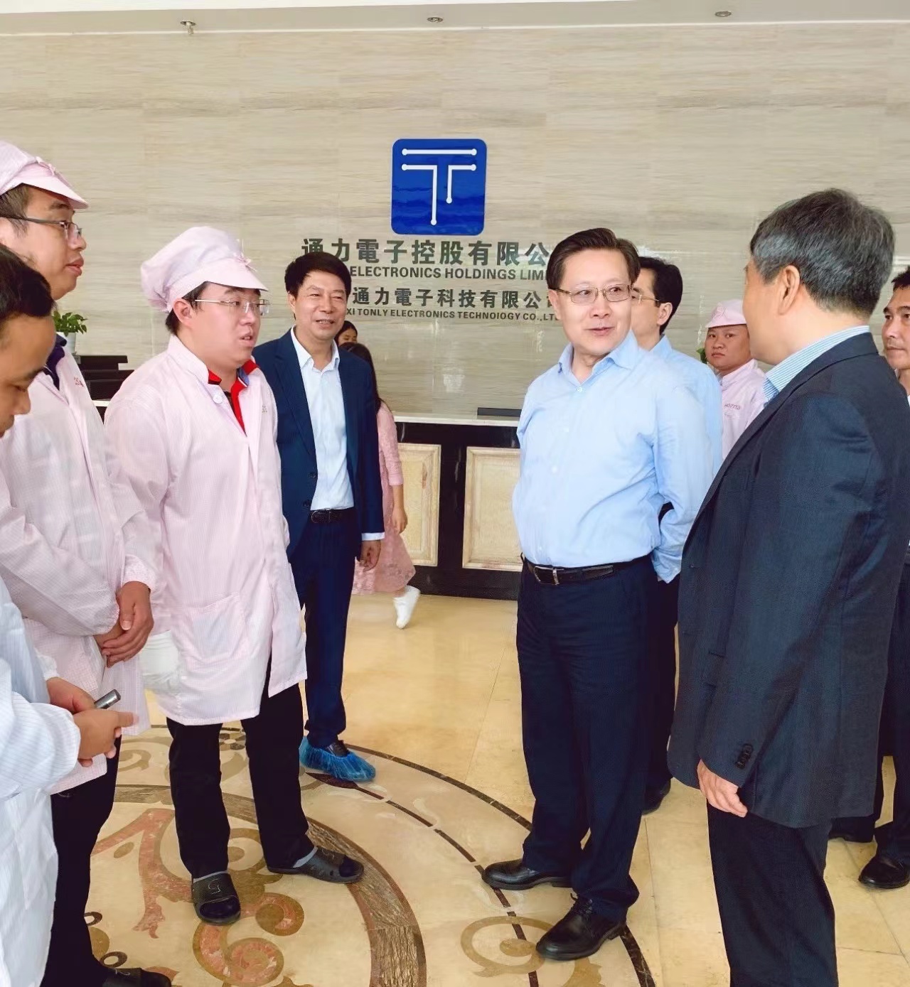 第十三届全国人大常委会副委员长一行莅临广西欧博ABG官网视察领导